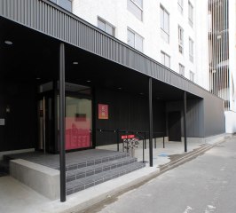 いいざか花桃館