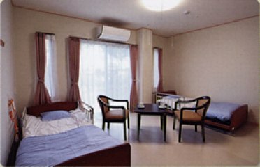 ライフ吉井田サービス付き高齢者向け住宅