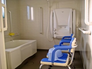 サービス付き高齢者向け住宅ドルフィン
