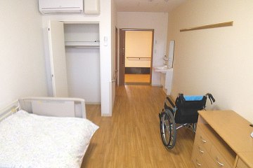 家族の家ひまわり日光