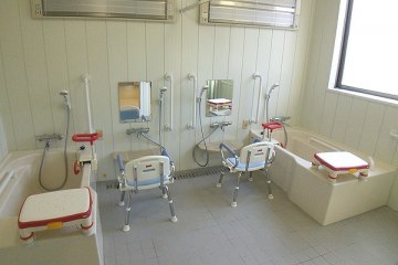 家族の家ひまわり日光