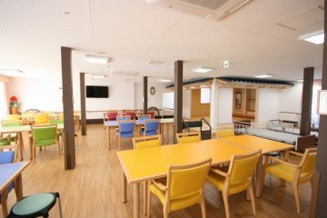 家族の家ひまわり氏家