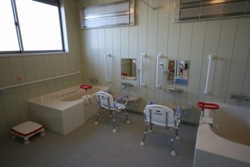 家族の家ひまわり氏家