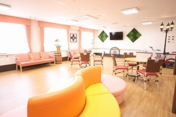 家族の家ひまわり氏家