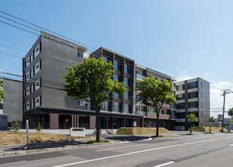 サービス付き高齢者向け住宅リーフィール西岡