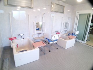 家族の家ひまわり館林