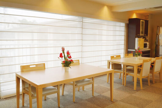 アズハイム横浜東寺尾