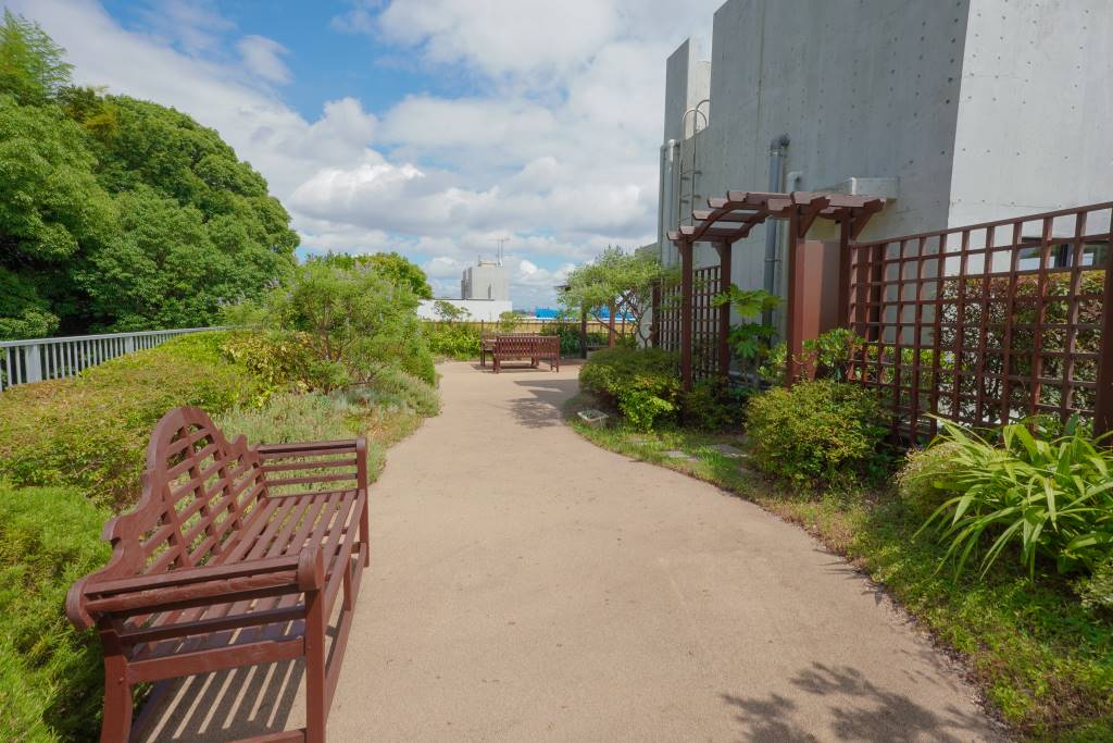 アズハイム市川