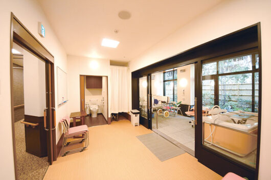 アズハイム市川アネックス