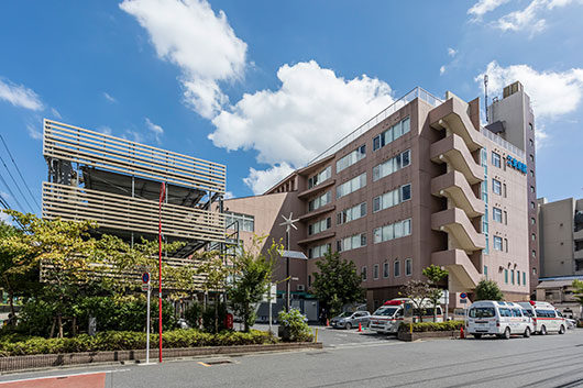 アズハイム城東公園