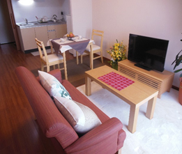 リーシェガーデン和光南館