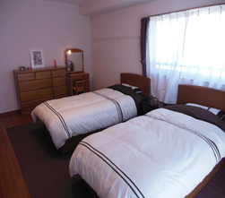リーシェガーデン和光南館