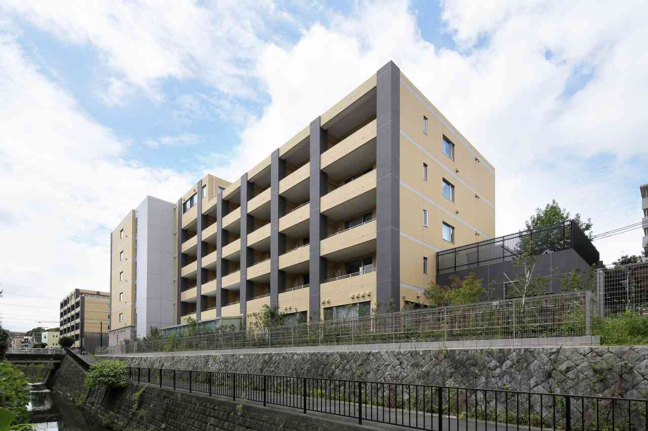 ココファンあざみ野北館