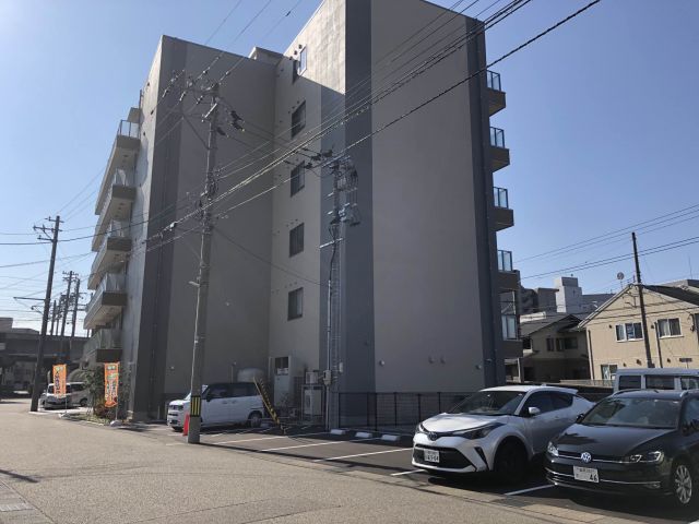 ココファン金沢七ツ屋