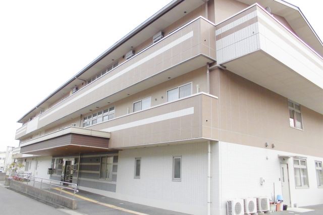 ソラストリハピネス東山