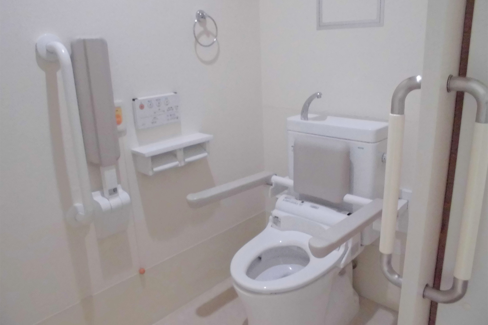 ソラストリハピネス東山