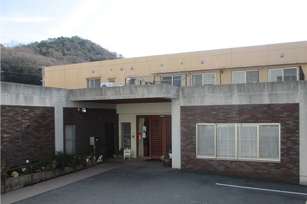 グループホームソラストももか太子