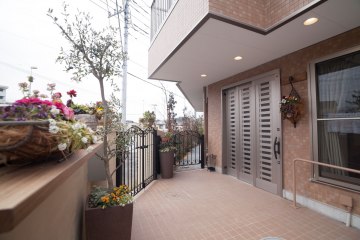 介護サークルかがやき丘の上の小さな家