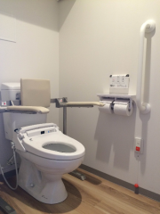 こうのす共生の家