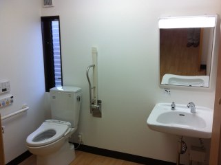 サービス付き高齢者向け住宅下永吉せせらぎ