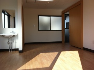 サービス付き高齢者向け住宅下永吉せせらぎ