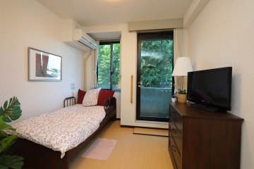 サービス付き高齢者向け住宅EASTビレッジ