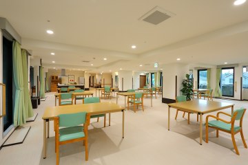 サービス付き高齢者向け住宅EASTビレッジ