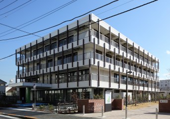 サービス付高齢者住宅敬愛の森