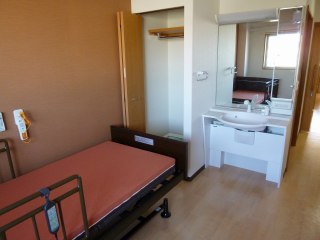 プラチナ・シニアホーム武蔵村山弐番館