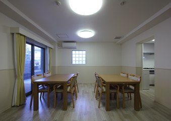 リリィパワーズレジデンス高田東