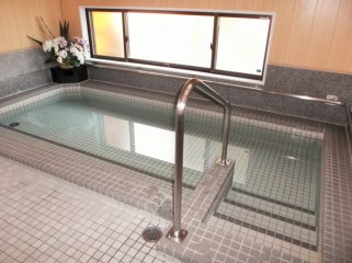 介護付有料老人ホーム和らぎ