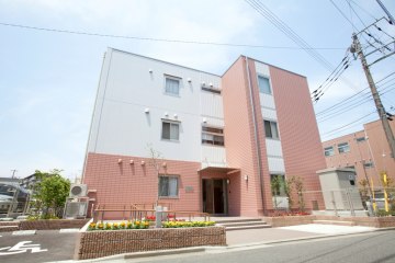 サービス付き高齢者向け住宅ユノトレメゾンさがみ