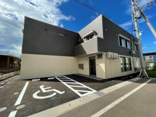 シャルール城北