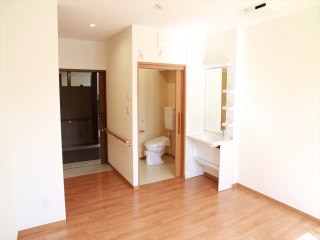 サービス付き高齢者向け住宅「結」つかま