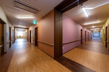 ナーシングホームケアリール各務原