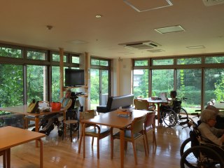 サービス付き高齢者向け住宅こざん庵