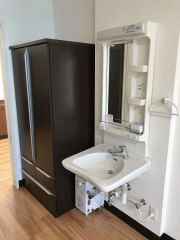 アンジェス長田