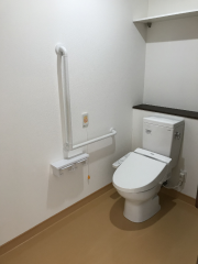 アンジェス長田