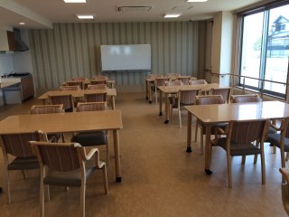 アイケアおおるり西美薗