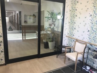 アンジェスみよし