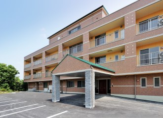 フェリーチェひがしうら