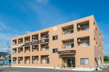 グランドール西尾