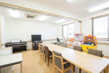 グランドール西尾