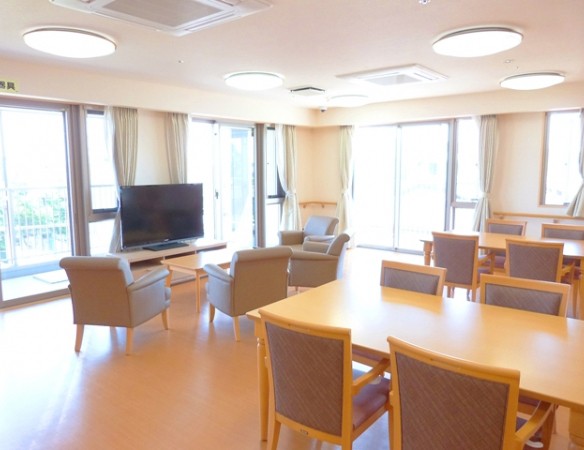 リアンレーヴ川口
