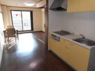 南生協よってって横丁おたがいさまの家