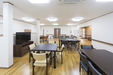 エイジフリーハウス岡崎六名