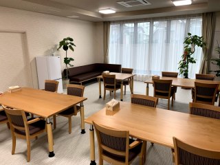 ナーシングホームしらゆりケアkomorebi