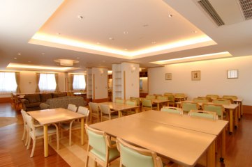 ゴールドエイジラウレ・ア