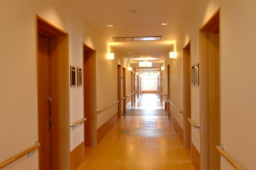 ゴールドエイジラウレ・ア