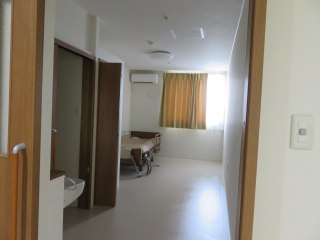サービス付き高齢者向け住宅みさと苑